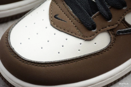 Travis 07 Beige 1 Force Air Nike Kids Brown Mid x Scott 314197-168 0306